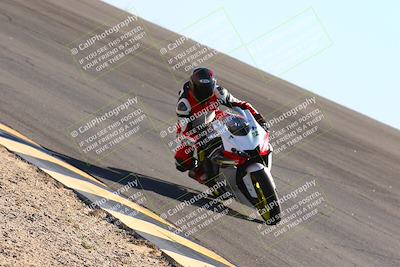 media/Feb-13-2022-SoCal Trackdays (Sun) [[c9210d39ca]]/Bowl (120pm)/